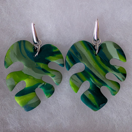 Green Monstera Earrings: Lightweight Marbled Clay Leaf Dangles for Tropical Vacations and Cruises