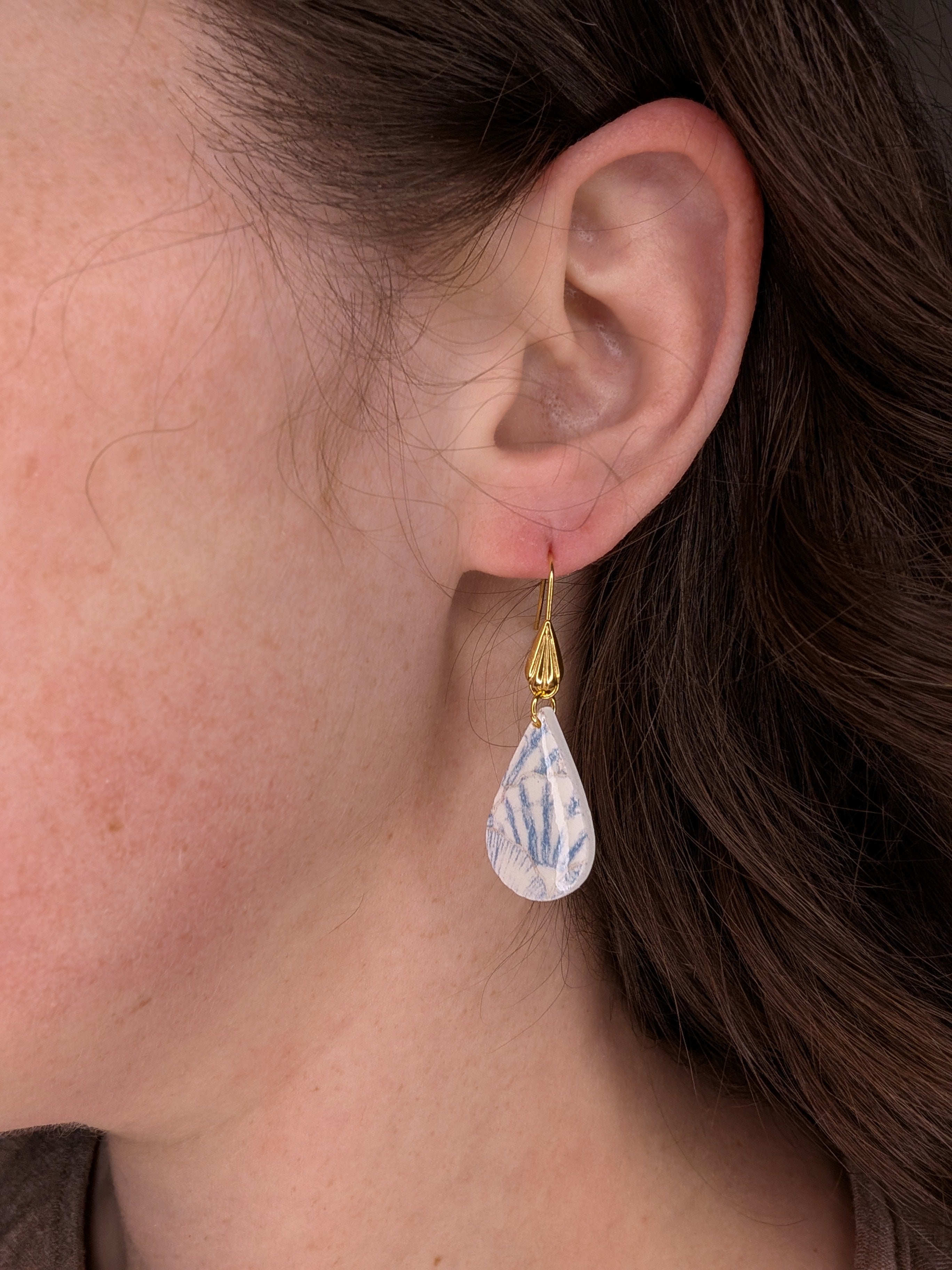 Romantic Coastal Shell Pattern Earrings