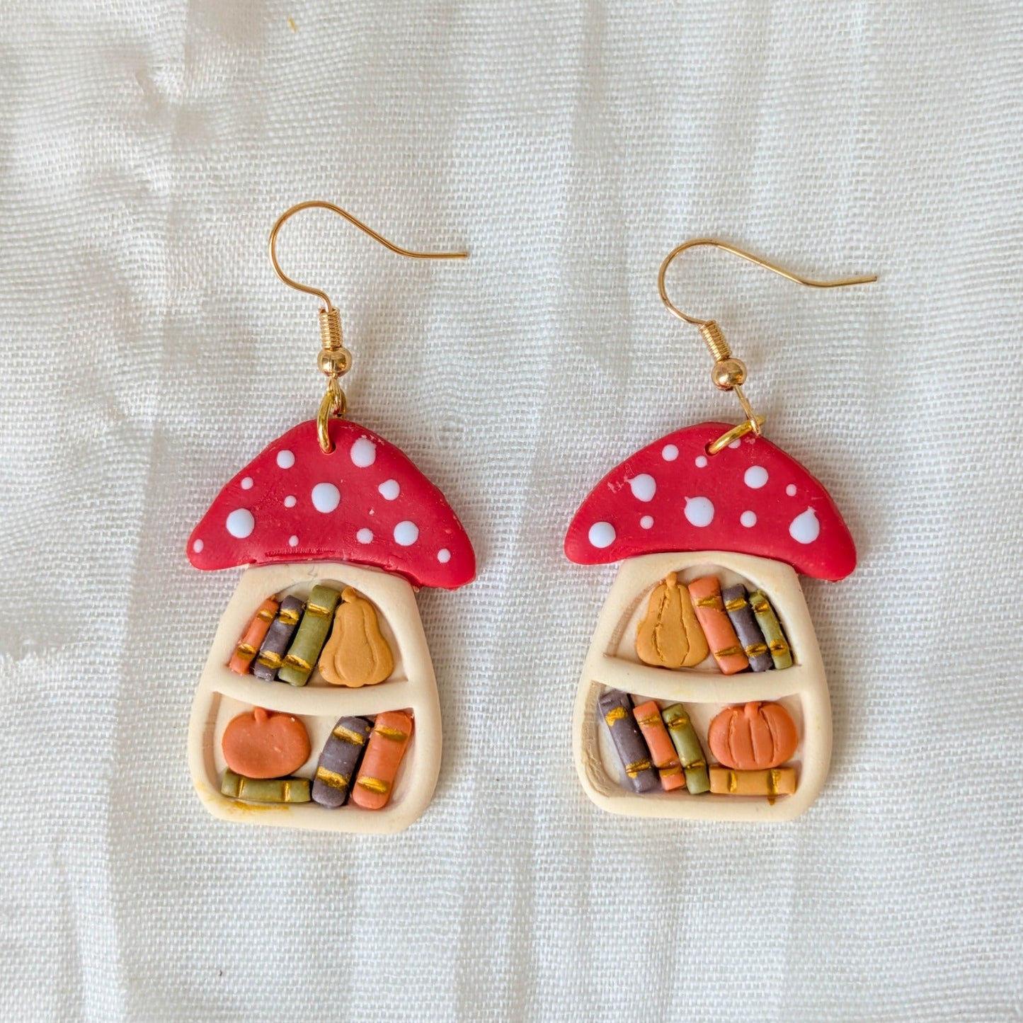 Autumn mushroom bookshelf earrings with gold-plated stainless steel fishhook wires