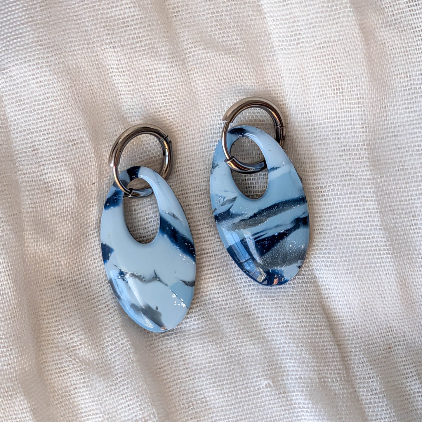 Lightweight Modern Geometric Blue Grey Marble Earring for Office Workwear