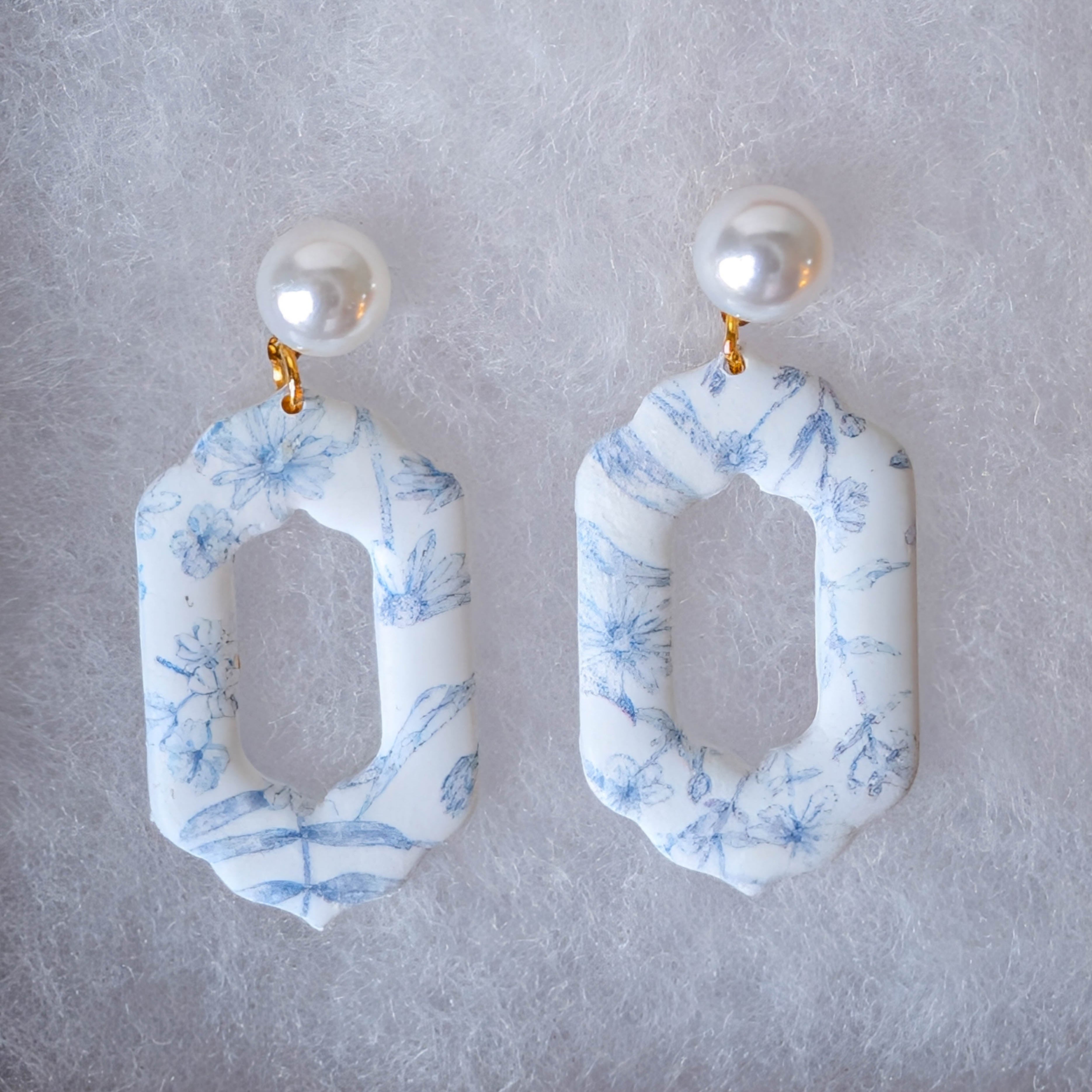 Vintage Blue Floral Dangle Earrings