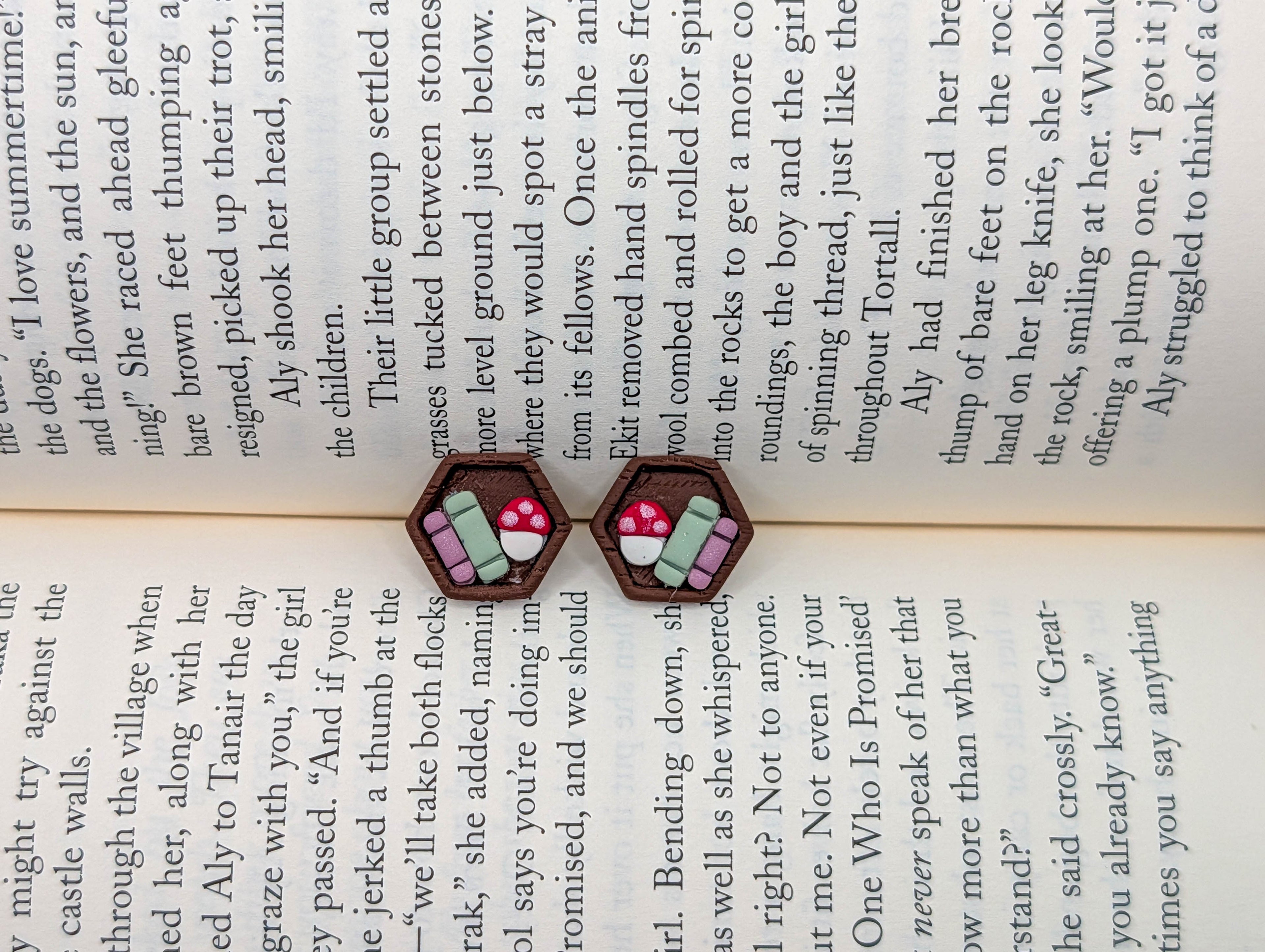 Cottagecore Bookshelf Stud Earrings