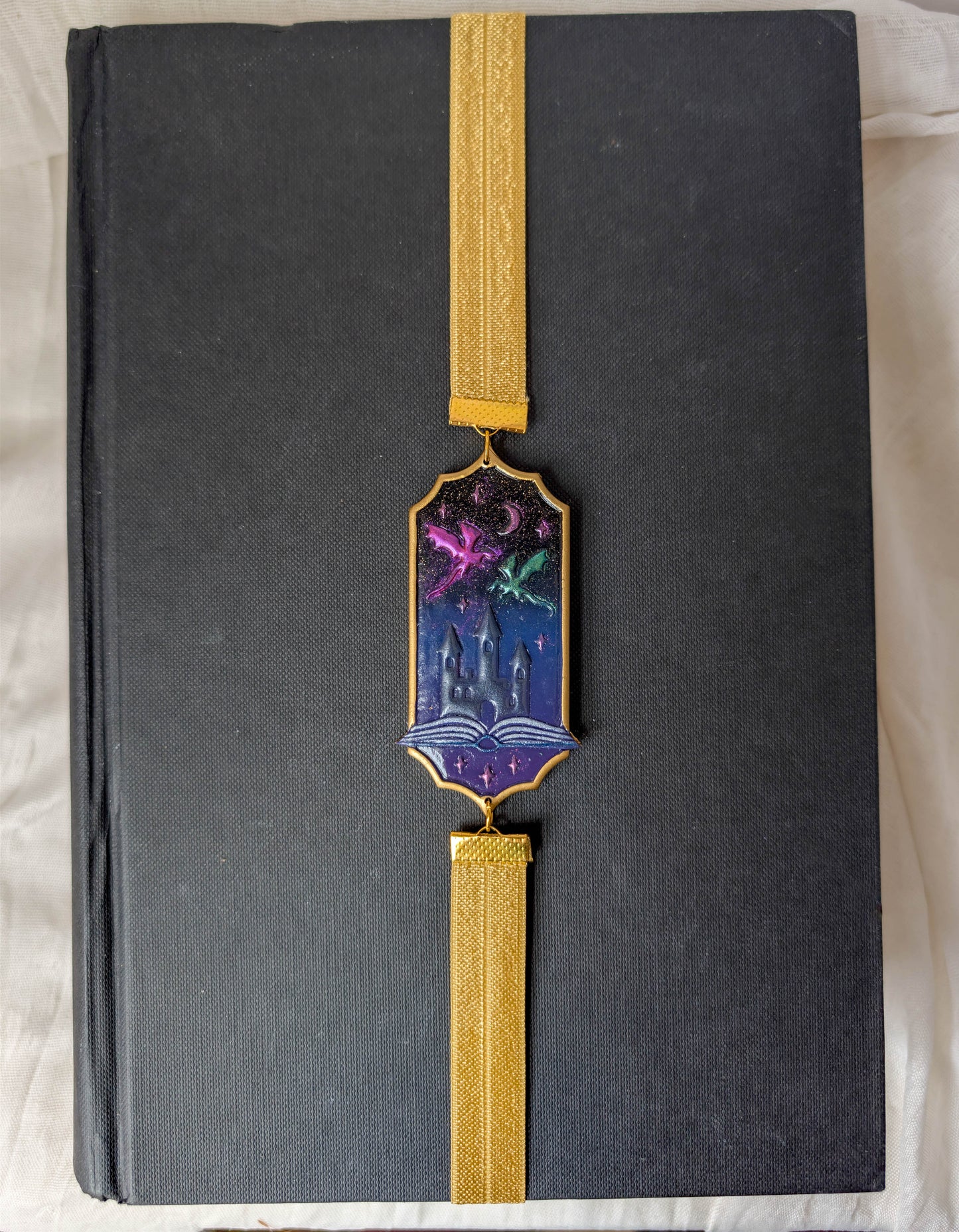 Handmade Elastic Dragon Bookmark, Secure Page Holder for Romantasy Readers and DnD Players
