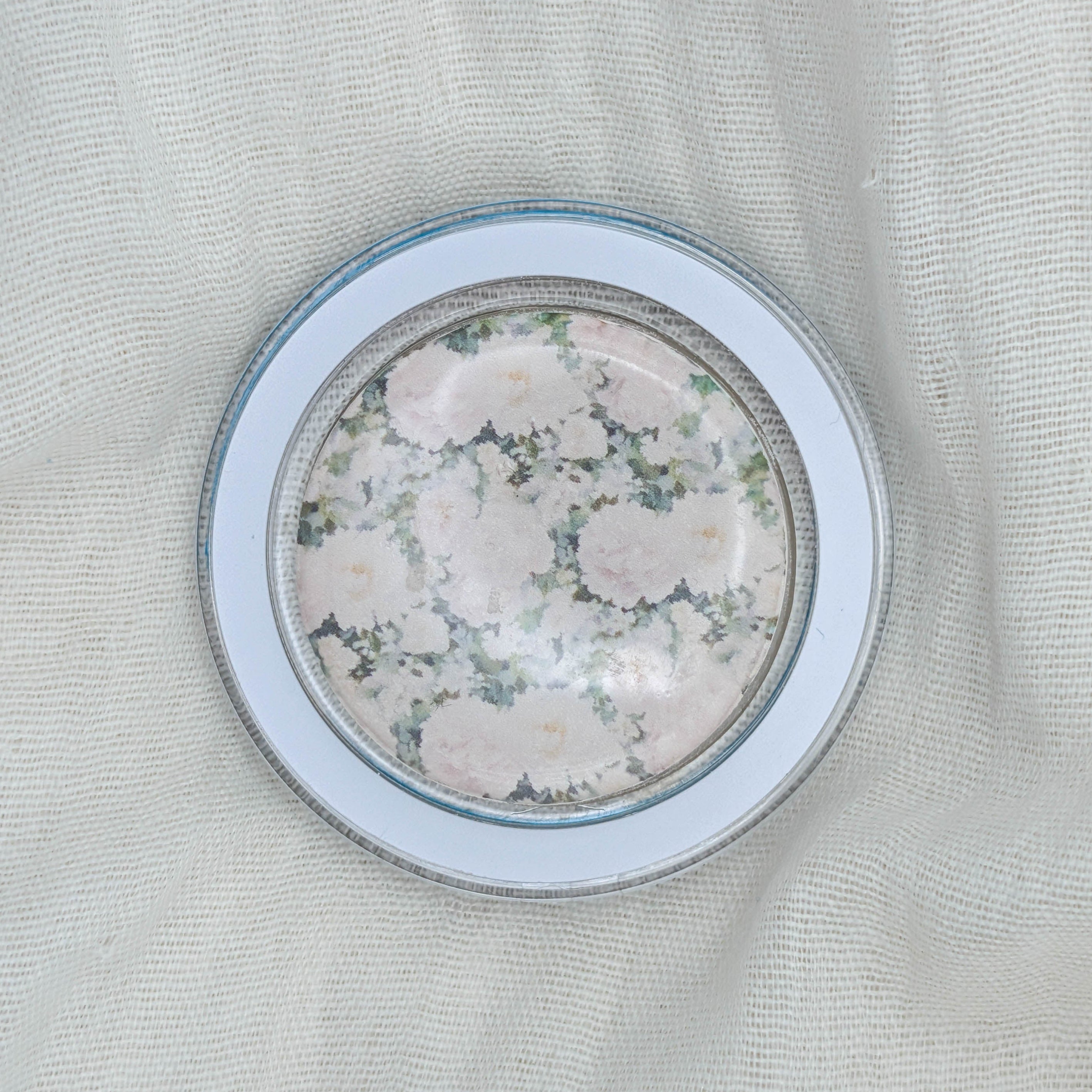 Shabby Chic Magsafe Phone Grip featuring Soft Florals