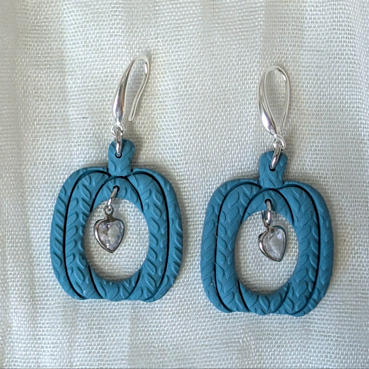 Vintage Blue knitted pumpkin earrings with clear heart charms and 925 sterling silver-plated stainless steel hooks